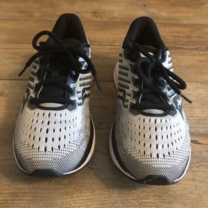 Saucony Ride 13 Size 8